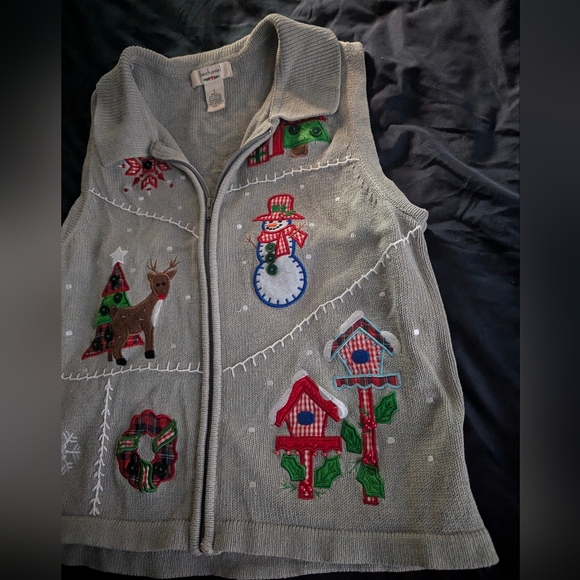 Bechamel Christmas Sweater Vest - Picture 5 of 10